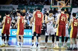 马健：别再把自己当成亚洲篮球强者自居 强者需通过胜利赢取尊重