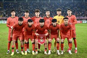 备战U23亚洲杯！U22国足名单：王钰栋领衔，刘诚宇、汪士钦缺席
