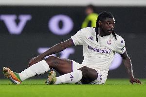 记者：基恩500万欧的年薪，在佛罗伦萨内部有人产生了嫉妒心理