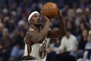 罚球得分占比前十：巴特勒34%第1 哈登9&里夫斯10 开拓者2人在列