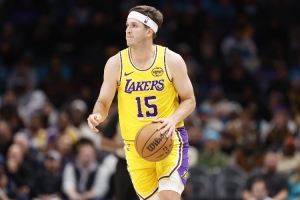 雷吉·米勒：里夫斯要么去烂队当大当家 要么留在湖人当罗宾