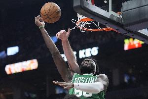 场均10.1分8.3板1.3帽！科塔谈担任先发中锋：一直心怀感恩