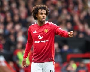 意媒：罗马愿为齐尔克泽支付近4000万欧，但曼联方面要价5000万欧