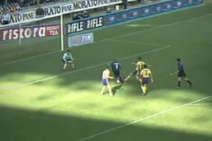 说到国米战热那亚，就不得不提当年斯坦科维奇这一脚😱