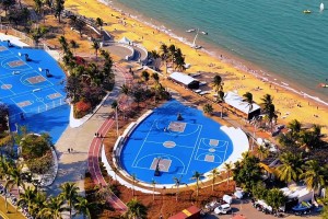 是在厦门吗？听说这里是国内最美海边篮球场 really？